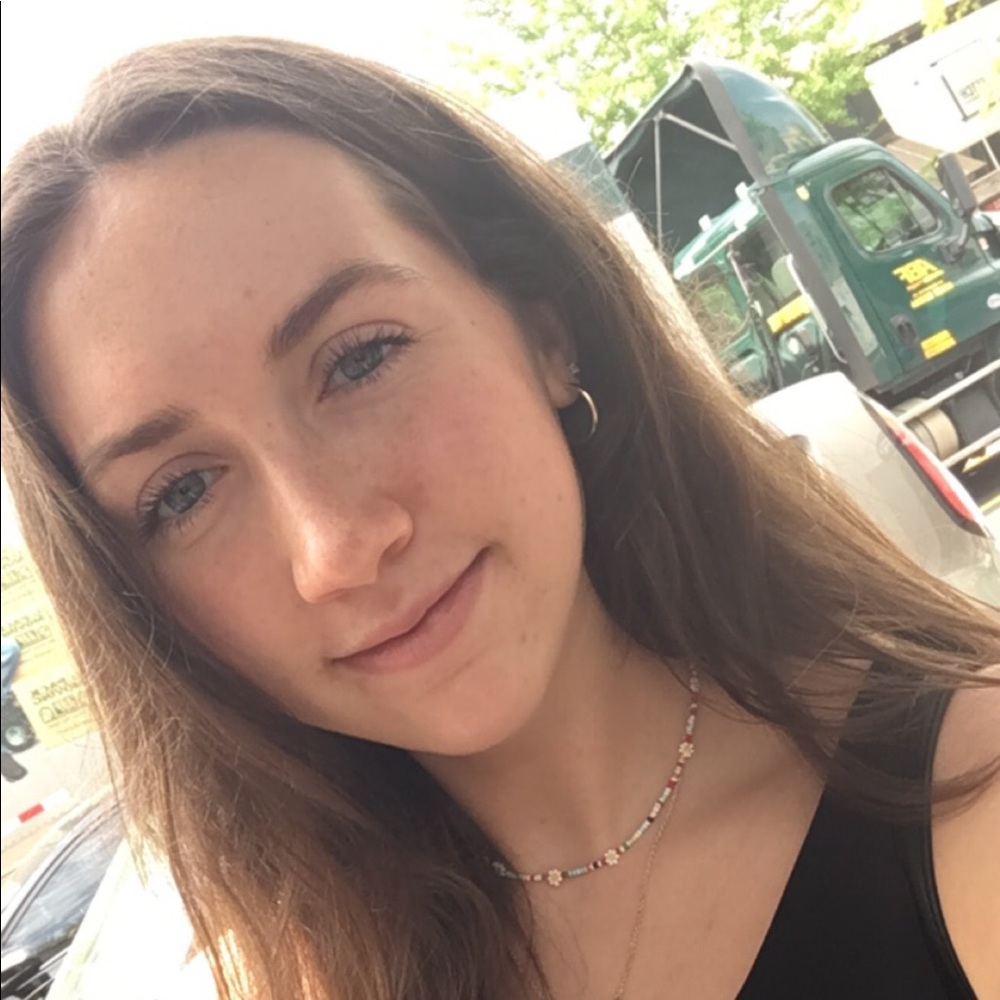 Meet your Posher, Alaina